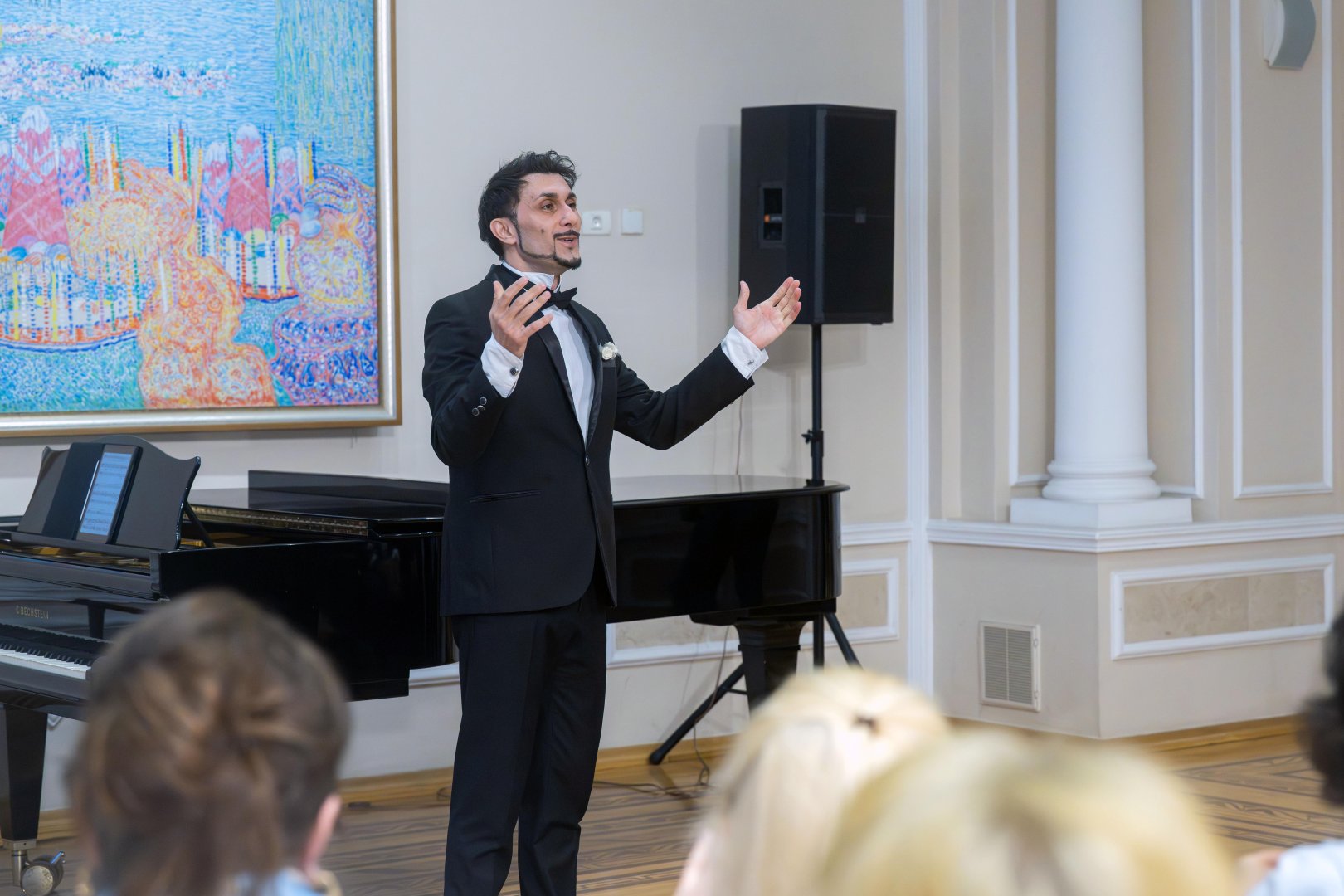 В Баку показали классику с тонким чувством юмора (ФОТО)