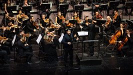 "Симфонические гравюры" Эльдара Мансурова с большим успехом представлены в Стамбуле (ФОТО)