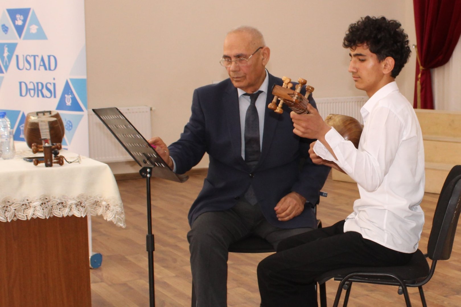 В регионах Азербайджана проходят образовательные встречи с профессиональными музыкантами (ФОТО)