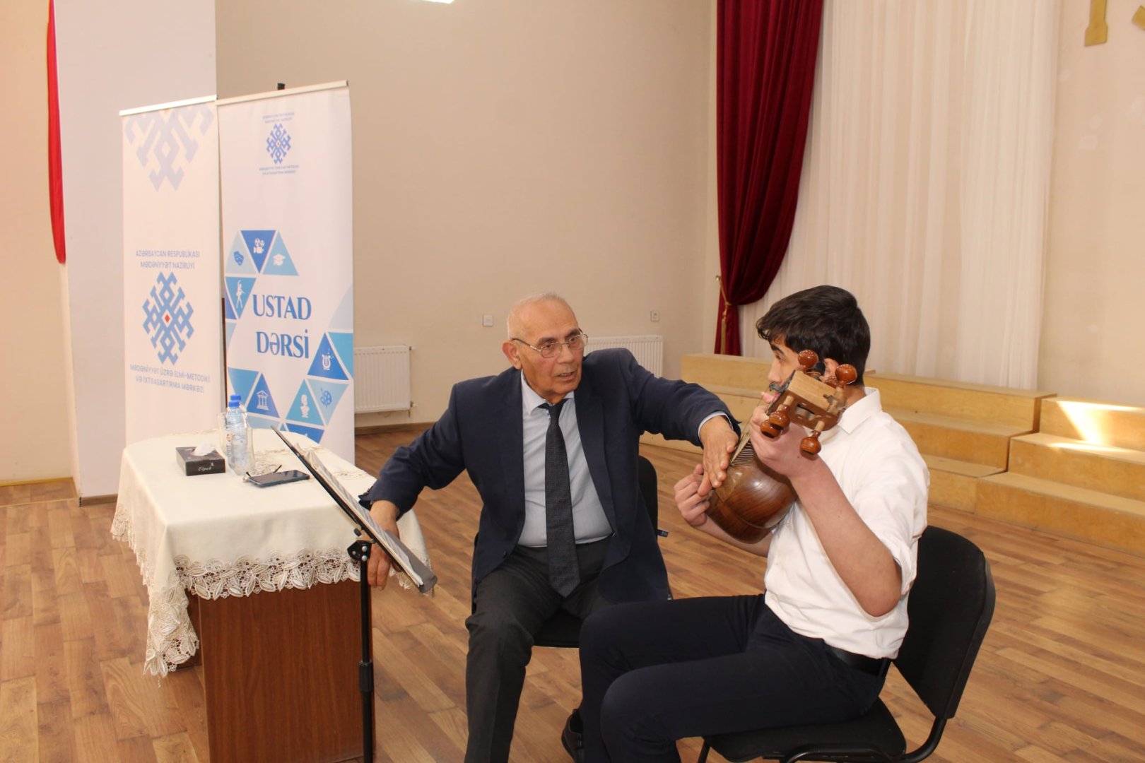 В регионах Азербайджана проходят образовательные встречи с профессиональными музыкантами (ФОТО)