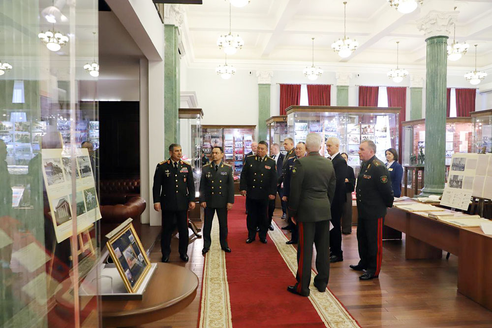 Закир Гасанов принял участие в очередном заседании Совета министров обороны СНГ (ФОТО)