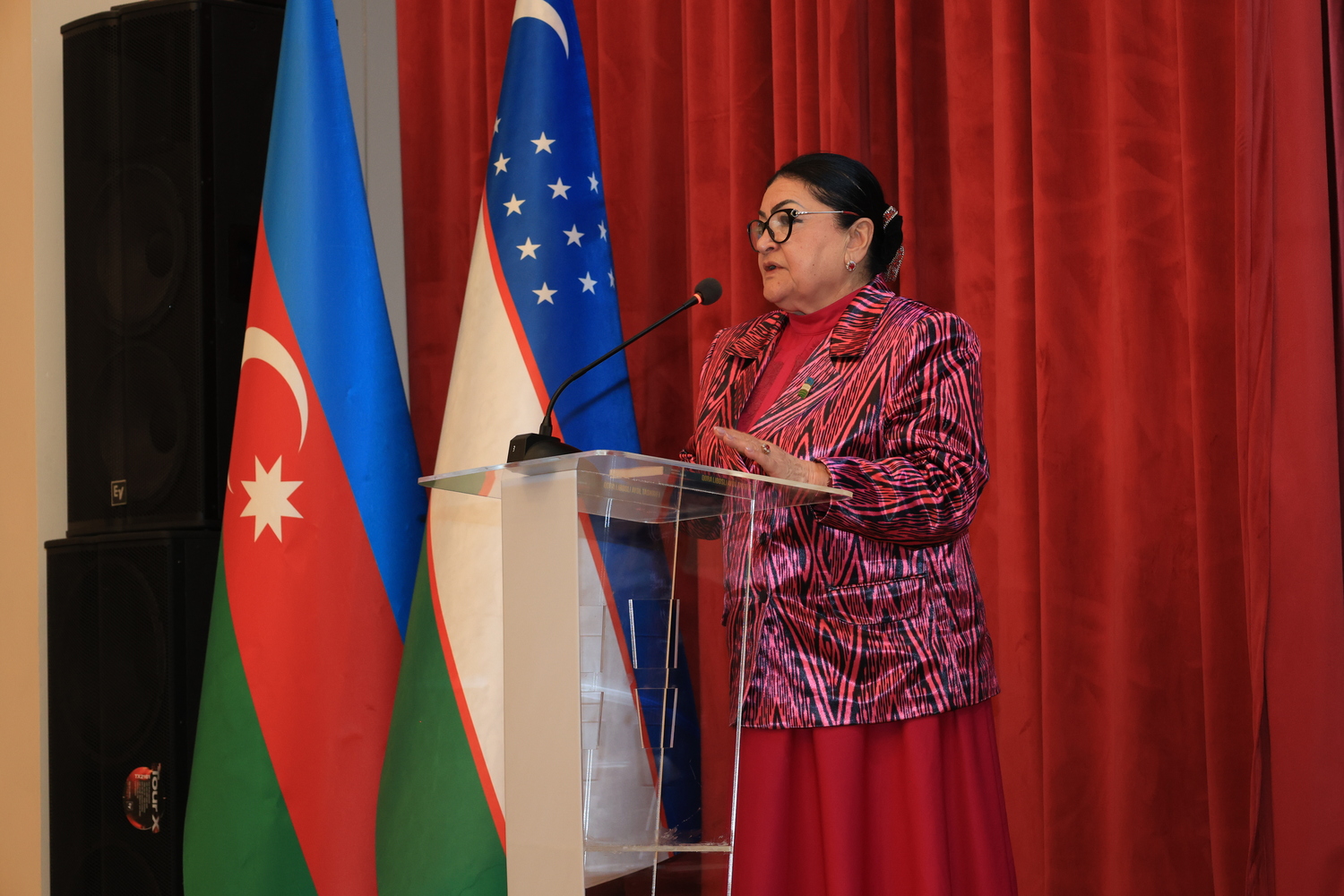 В Ташкенте презентована книга азербайджанского писателя Максуда Ибрагимбекова в сценическом формате (ФОТО)