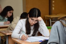 В Азербайджане прошли выпускные экзамены для учащихся IX классов (ФОТО)