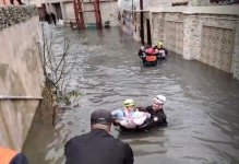 Из затопленных домов в поселке Кешля в Баку эвакуированы 37 человек - МЧС (ФОТО/ВИДЕО) (Обновлено)