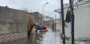 Из затопленных домов в поселке Кешля в Баку эвакуированы 37 человек - МЧС (ФОТО/ВИДЕО) (Обновлено)