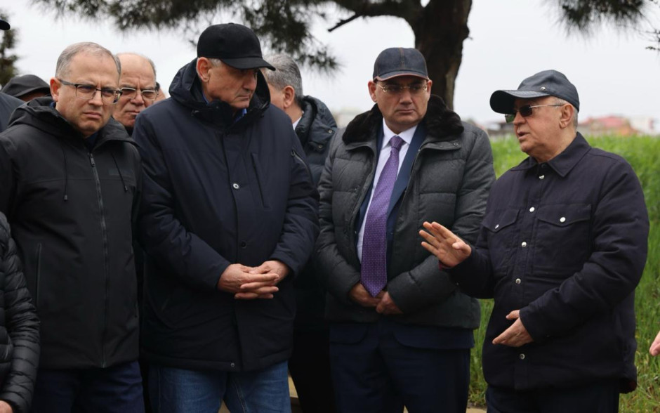 Кямаледдин Гейдаров ознакомился с ситуацией на участке оползня в Бадамдаре (ФОТО/ВИДЕО)