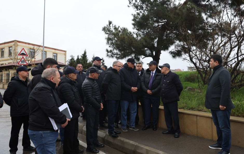 Кямаледдин Гейдаров ознакомился с ситуацией на участке оползня в Бадамдаре (ФОТО/ВИДЕО)