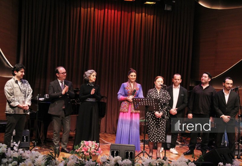 В Баку состоялся творческий вечер Арзу Рзаевой из Норвегии – музыкальный сюрприз Гюльнары Халиловой (ВИДЕО, ФОТО)