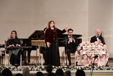 Юбилейный вечер мастера слова Сейрана Сахавета - неизменная актуальность творчества в поэзии и музыке (ФОТО)