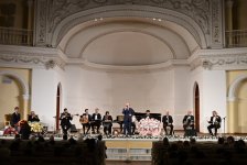 Юбилейный вечер мастера слова Сейрана Сахавета - неизменная актуальность творчества в поэзии и музыке (ФОТО)