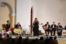 Юбилейный вечер мастера слова Сейрана Сахавета - неизменная актуальность творчества в поэзии и музыке (ФОТО)