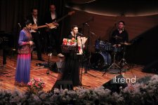 В Баку состоялся творческий вечер Арзу Рзаевой из Норвегии – музыкальный сюрприз Гюльнары Халиловой (ВИДЕО, ФОТО)