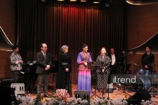 В Баку состоялся творческий вечер Арзу Рзаевой из Норвегии – музыкальный сюрприз Гюльнары Халиловой (ВИДЕО, ФОТО)