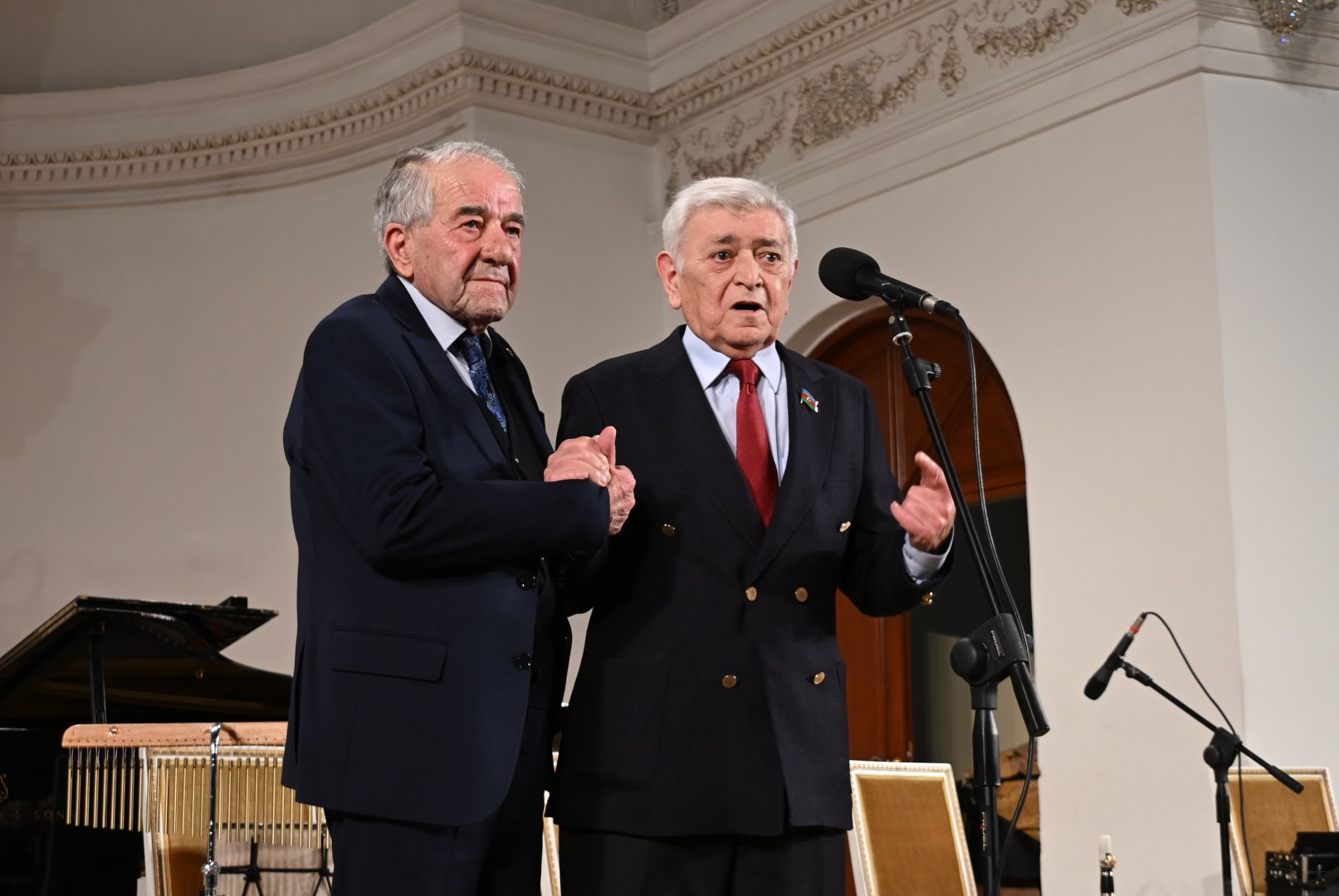 Юбилейный вечер мастера слова Сейрана Сахавета - неизменная актуальность творчества в поэзии и музыке (ФОТО)