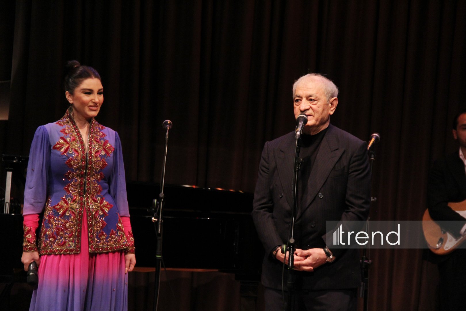 В Баку состоялся творческий вечер Арзу Рзаевой из Норвегии – музыкальный сюрприз Гюльнары Халиловой (ВИДЕО, ФОТО)