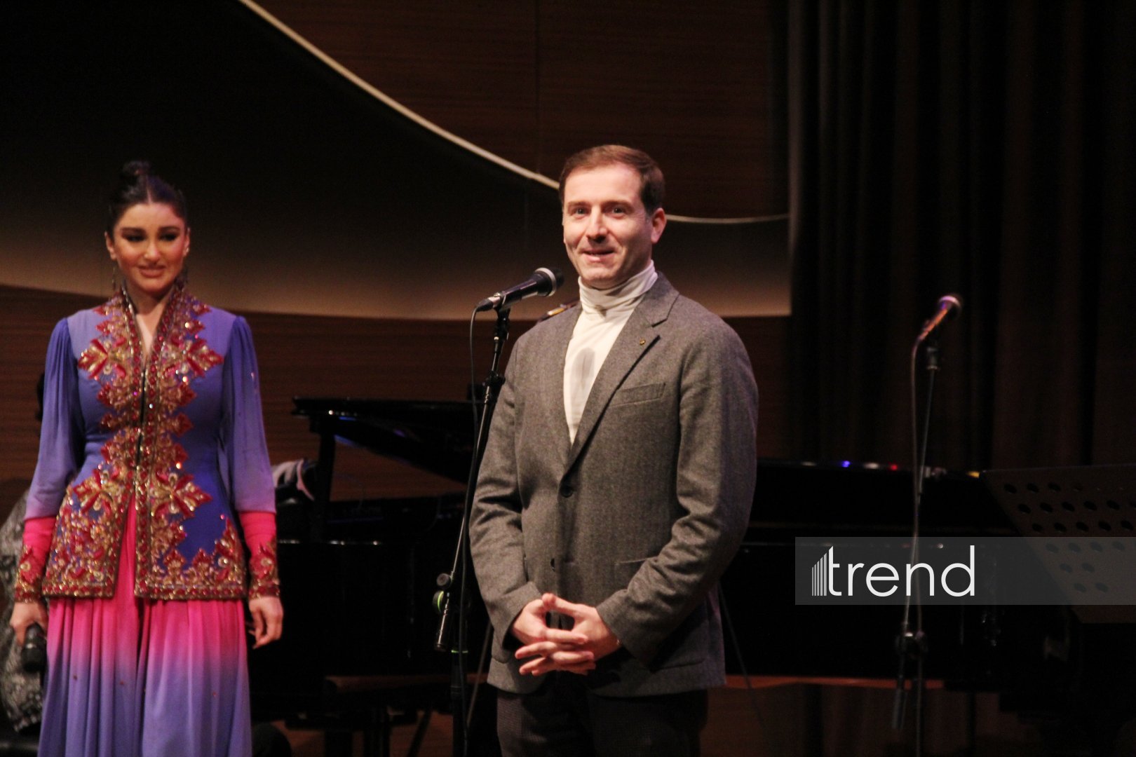 В Баку состоялся творческий вечер Арзу Рзаевой из Норвегии – музыкальный сюрприз Гюльнары Халиловой (ВИДЕО, ФОТО)