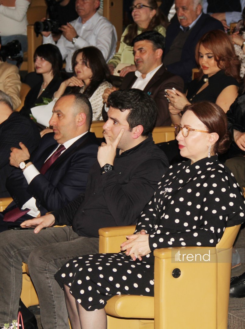 В Баку состоялся творческий вечер Арзу Рзаевой из Норвегии – музыкальный сюрприз Гюльнары Халиловой (ВИДЕО, ФОТО)