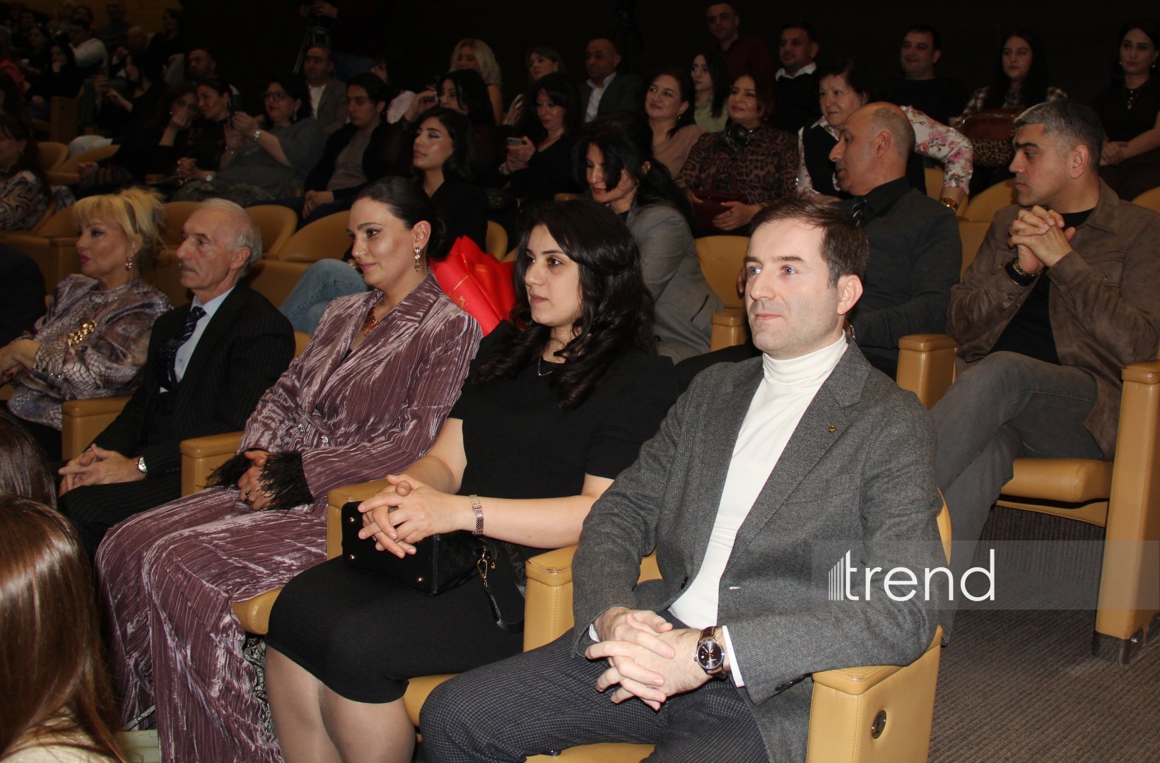 В Баку состоялся творческий вечер Арзу Рзаевой из Норвегии – музыкальный сюрприз Гюльнары Халиловой (ВИДЕО, ФОТО)