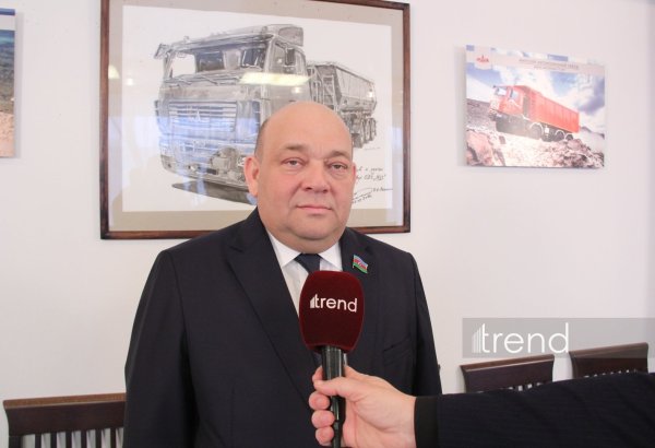 Новое соглашение между заводами Минска и Гянджи внесет дальнейший вклад в развитие экономики наших стран — Ханлар Фатиев (ФОТО)