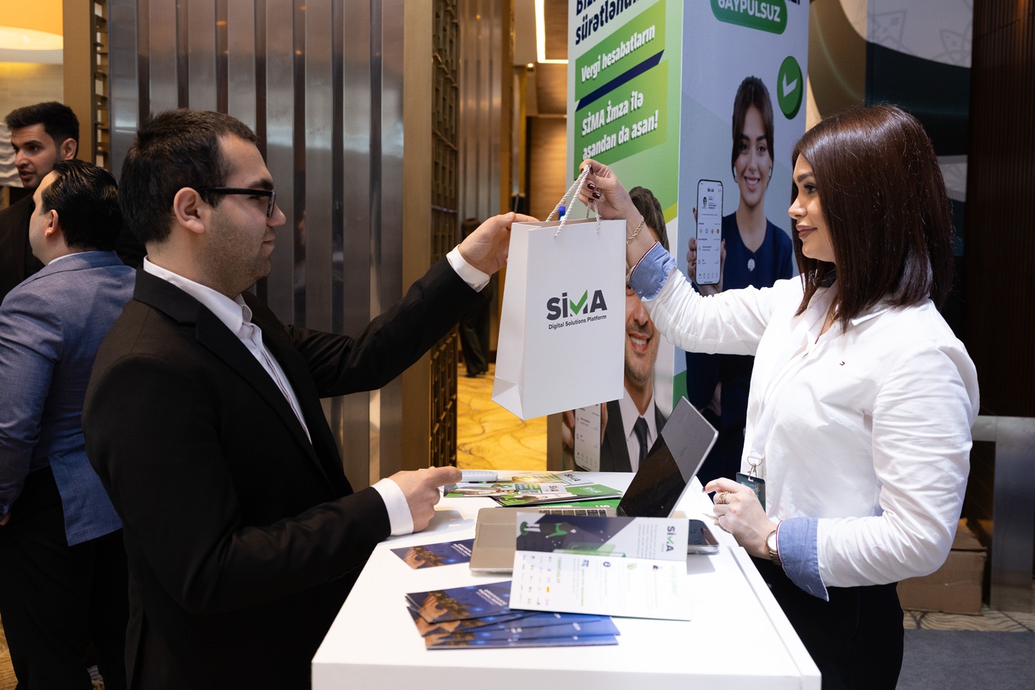 AzInTelecom на IV Саммите по налогам и бухгалтерскому учёту (ФОТО/ВИДЕО)