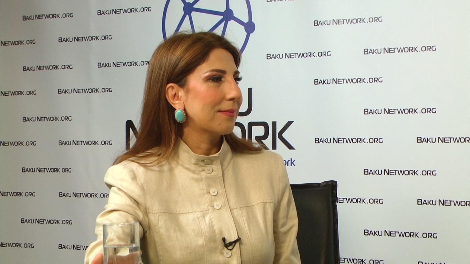 Процесс нормализации отношений на Южном Кавказе имеет реальную основу - Фидан Гаджиева в передаче "Диалог с Тофиком Аббасовым" (ФОТО/ВИДЕО)