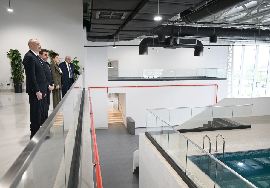 Президент Ильхам Алиев и Первая леди Мехрибан Алиева приняли участие в открытии Международного учебного центра в Национальной академии авиации (ФОТО/ВИДЕО)