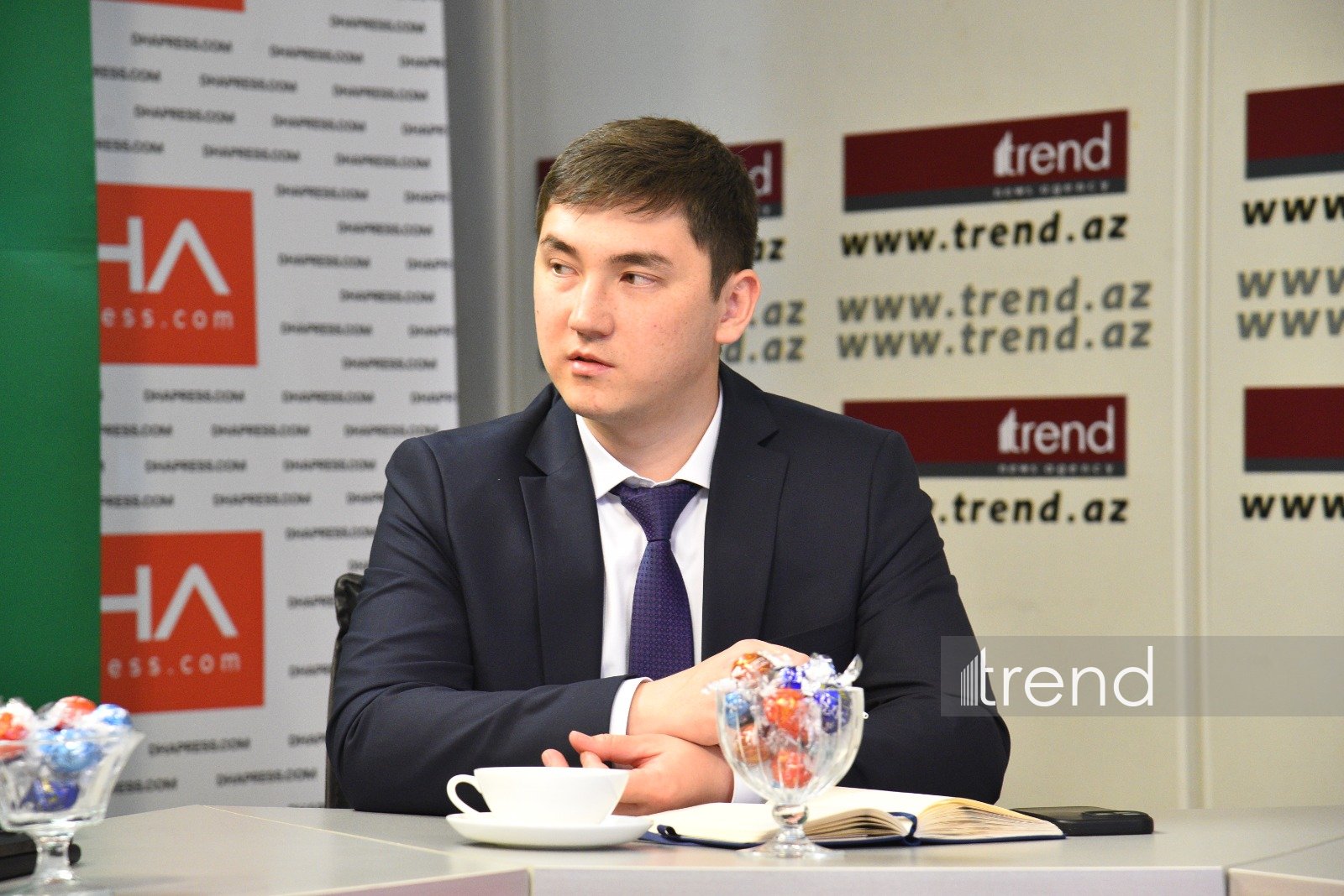 Вице-министр культуры и информации и председатель Комитета международной информации МИД Казахстана посетили офис АМИ Trend (ФОТО)