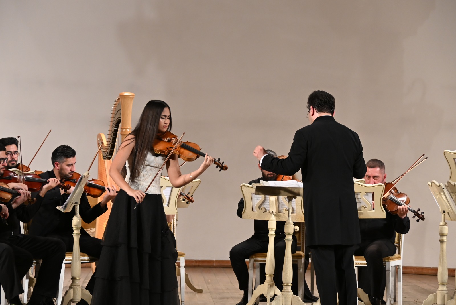 Диалог эпох в музыке: впечатляющий концертный вечер в Баку (ФОТО)