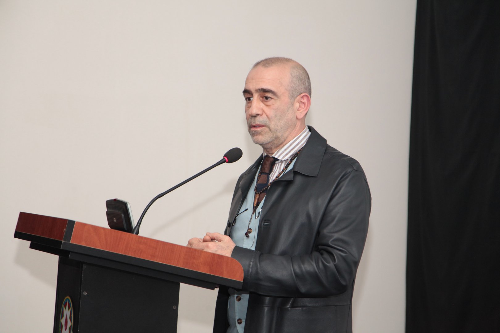 Он прожил всего 46 лет… Памяти кинорежиссёра и актёра Джейхуна Мирзоева (ФОТО)