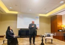 Михаил Гусман: В сегодняшнем турбулентном мире главная задача общества - сплотиться вокруг своего лидера (ФОТО)