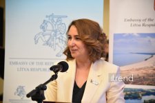 В Баку состоялась церемония открытия выставки "Не все из них. Портреты военных беженцев" (ФОТО)