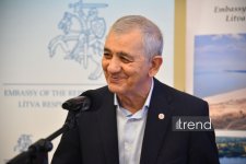 В Баку состоялась церемония открытия выставки "Не все из них. Портреты военных беженцев" (ФОТО)