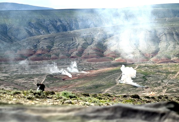 Руководящий состав минобороны Азербайджана проверил ход тактических учений (ФОТО)