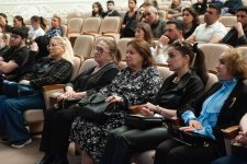 Наследие мастера сцены: в Аздраме почтили память Азер Паши Нематова спектаклем "Этот долгий путь любви" (ФОТО)