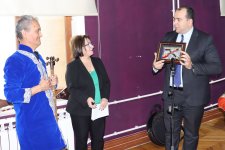 Музыка объединяет: азербайджанские и узбекские исполнители выступили вместе (ФОТО)