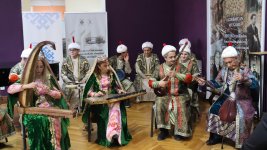 Музыка объединяет: азербайджанские и узбекские исполнители выступили вместе (ФОТО)