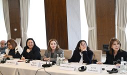 В Габале в рамках инициативы "Мост мира" продолжил работу "круглый стол" между Азербайджаном и Арменией (ФОТО)