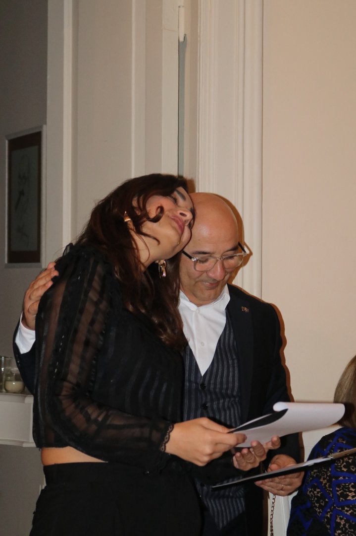 Голос судьбы Дилафруз Фарзали превратился в камерное и почти медитативное пространство (ФОТО)