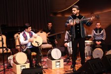 Баку зазвучал в ритме нагары - пульс национальных традиций (ФОТО)