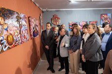 На крыльях времени - искусство Вугара Али раскрывает тайны науки и мифов (ФОТО)