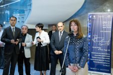 На крыльях времени - искусство Вугара Али раскрывает тайны науки и мифов (ФОТО)