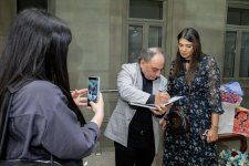 На крыльях времени - искусство Вугара Али раскрывает тайны науки и мифов (ФОТО)