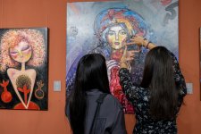 На крыльях времени - искусство Вугара Али раскрывает тайны науки и мифов (ФОТО)