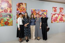 На крыльях времени - искусство Вугара Али раскрывает тайны науки и мифов (ФОТО)