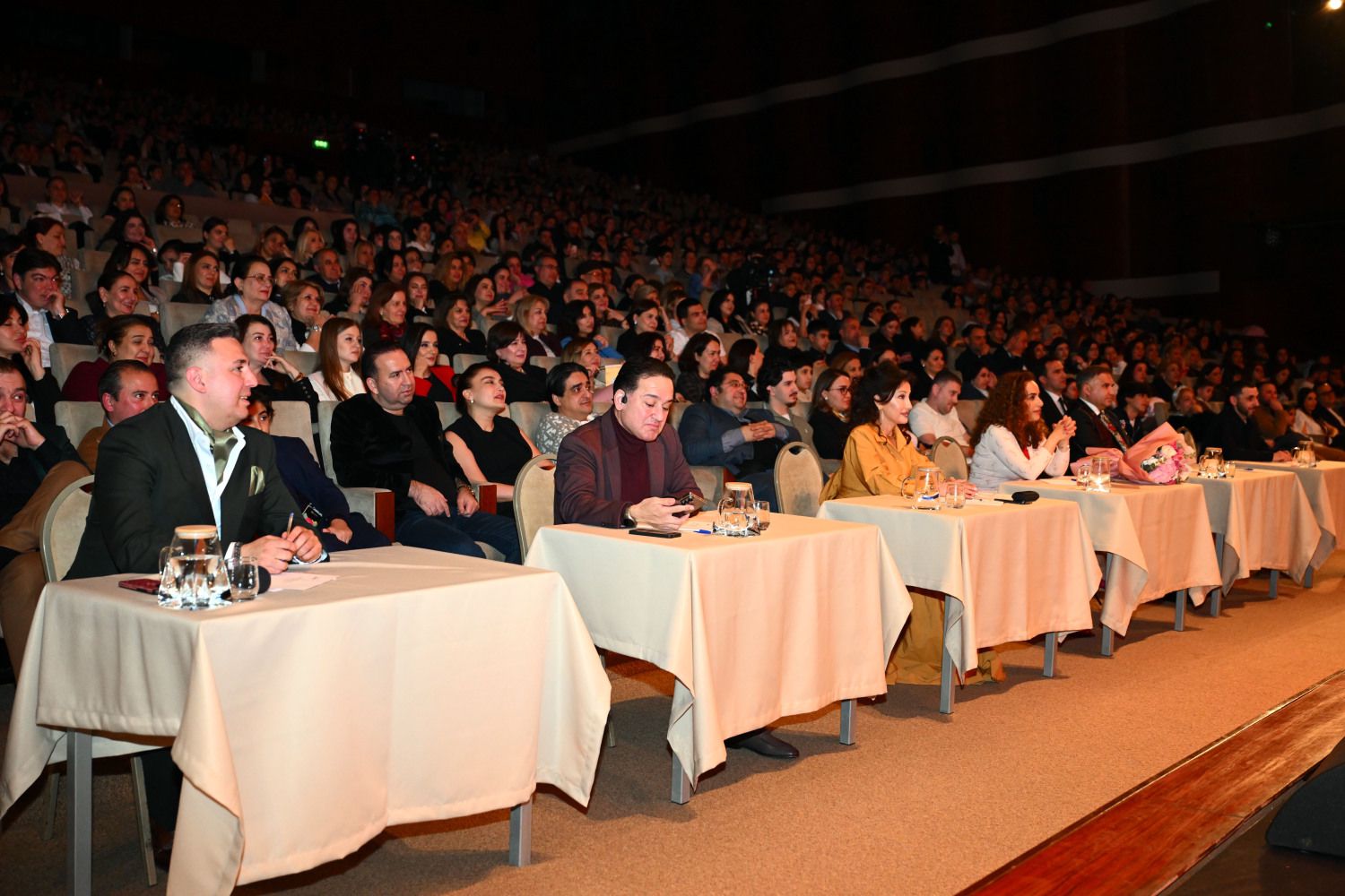 В Баку определились победители Кубка Анара Мамедханова по КВН - тысяча улыбок… (ФОТО)