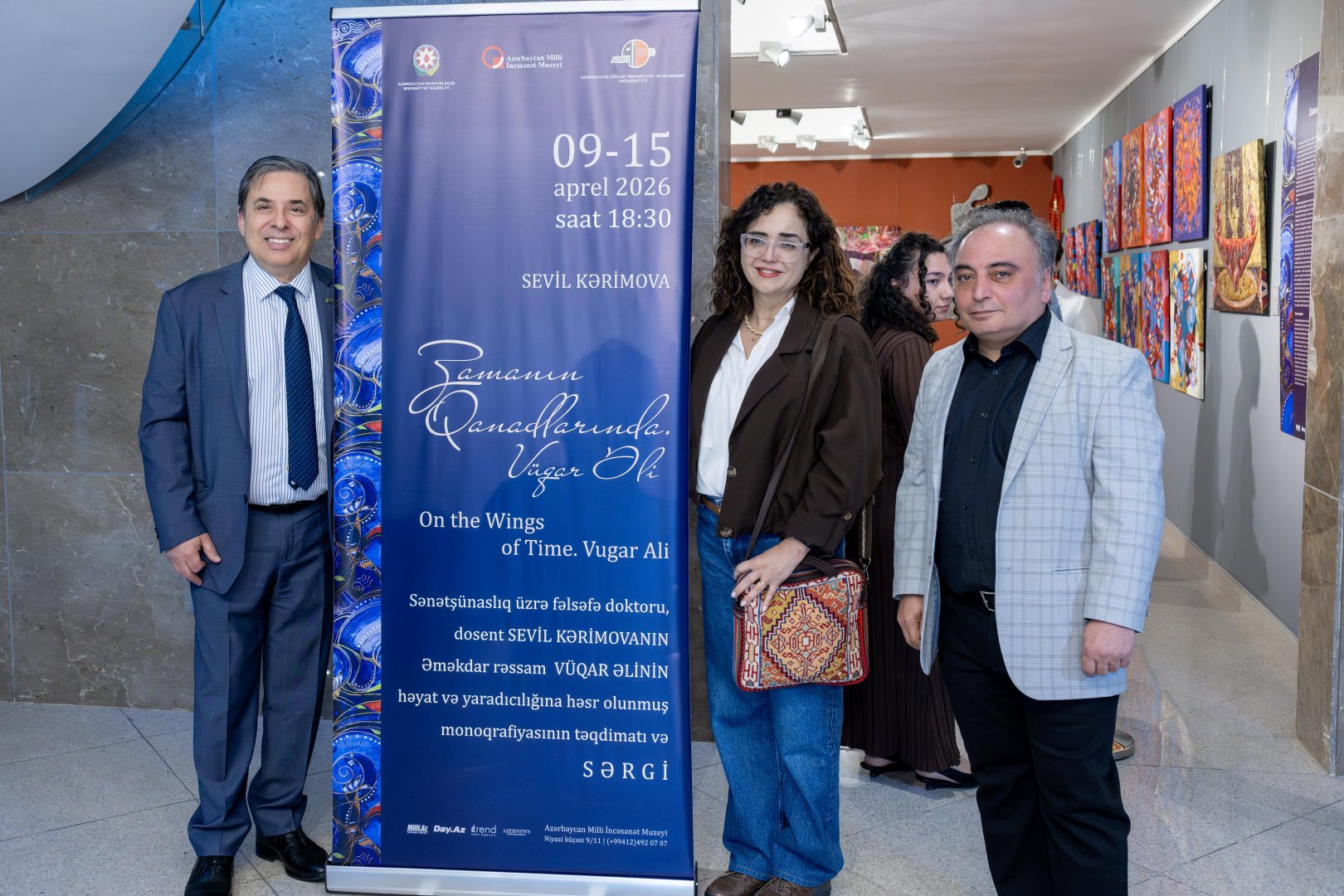 На крыльях времени - искусство Вугара Али раскрывает тайны науки и мифов (ФОТО)