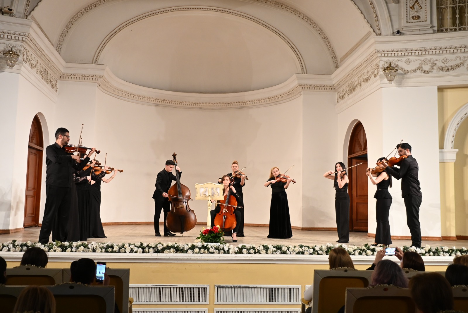 Потрясающий масштабный юбилей Тамиллы Худаяровой - ритмы, грация, искренние эмоции (ФОТО)