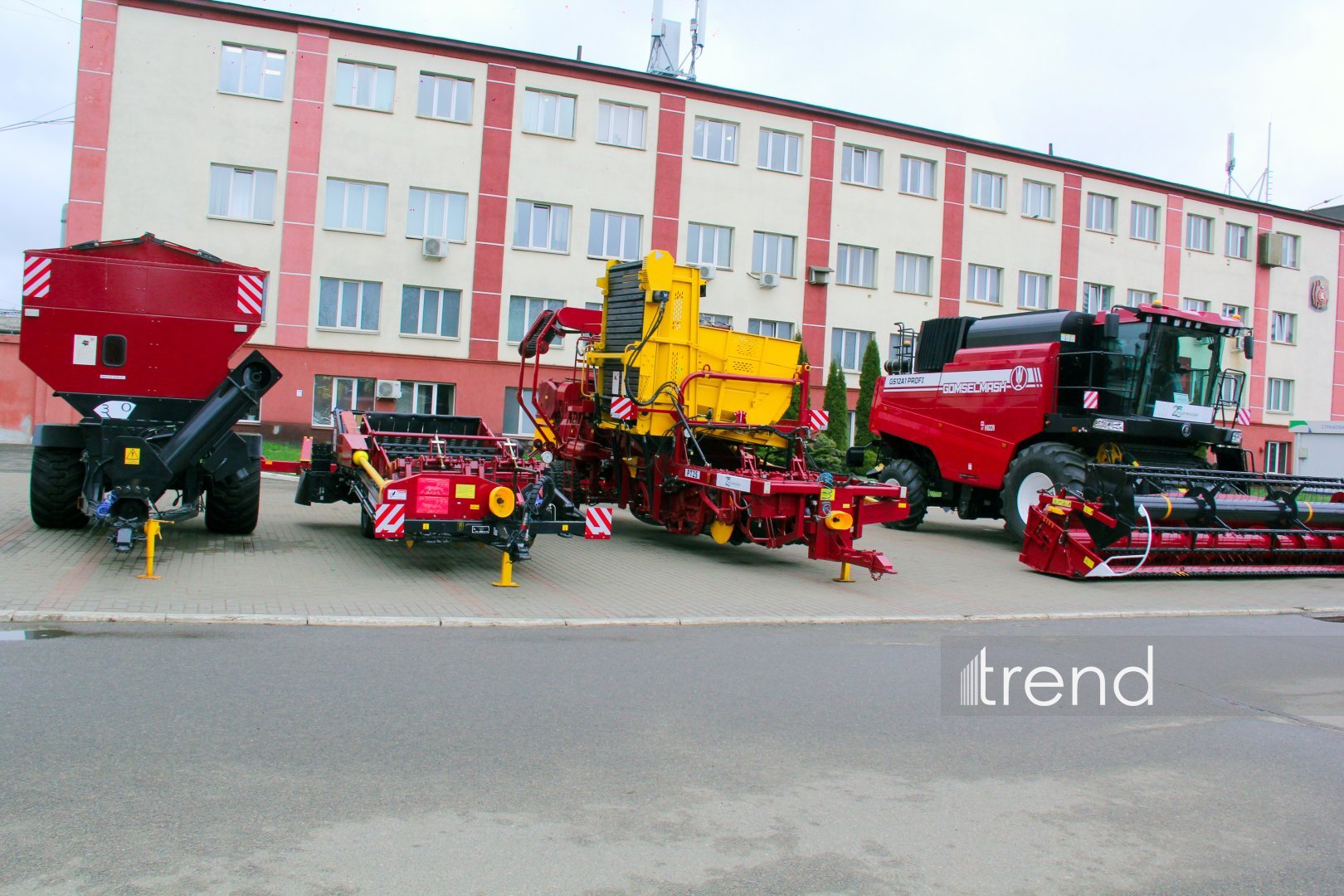 Юбилейный год стратегического партнерства GAZ и МТЗ во благо развития Азербайджана и Беларуси - репортаж из Минска (ФОТО)