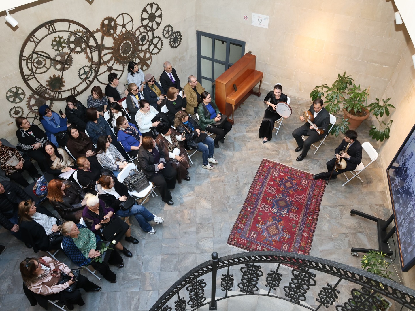 Четыре времени года Алиаги Вахида - спектакль в сердце старого Баку (ФОТО)