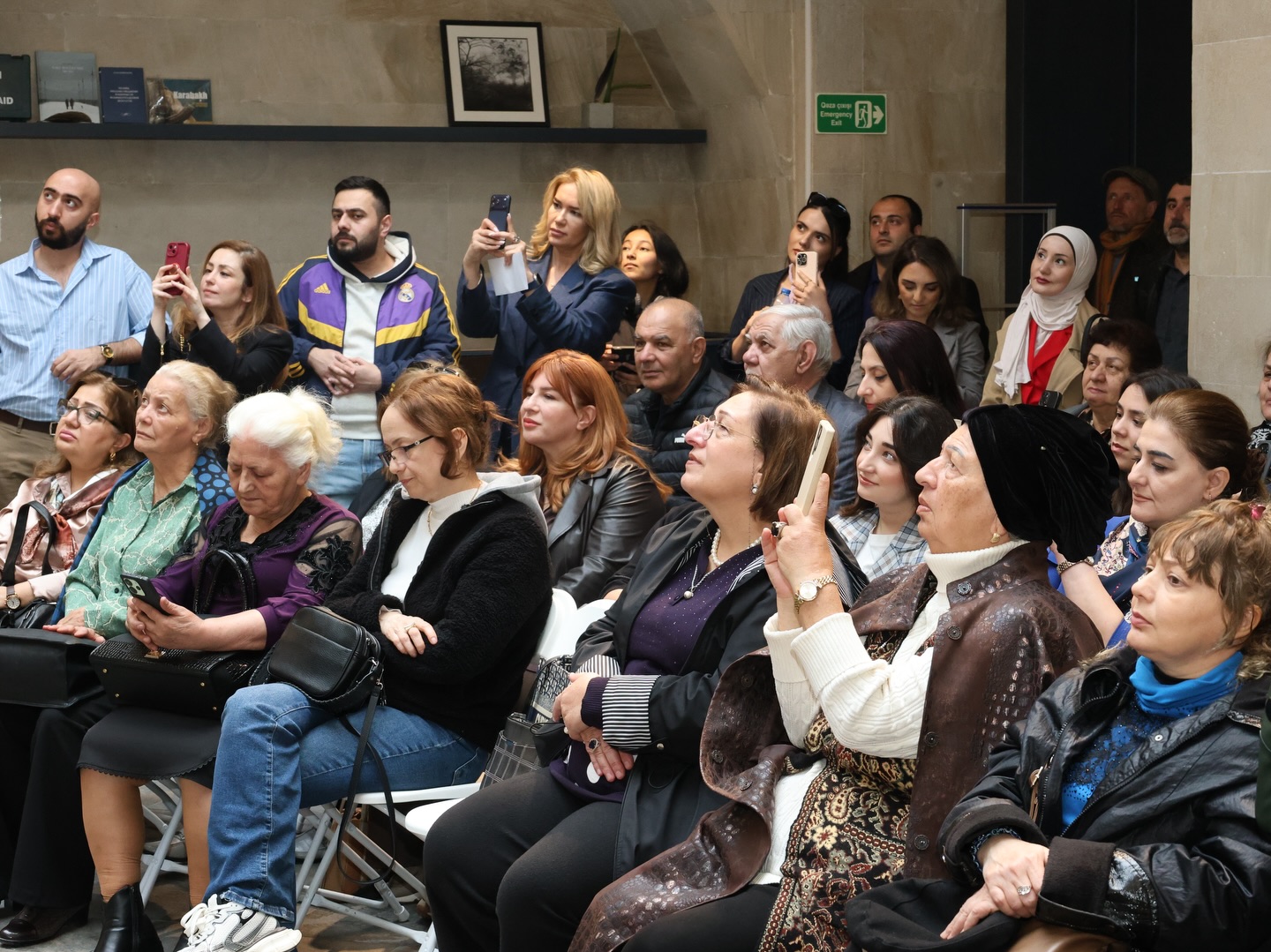 Четыре времени года Алиаги Вахида - спектакль в сердце старого Баку (ФОТО)